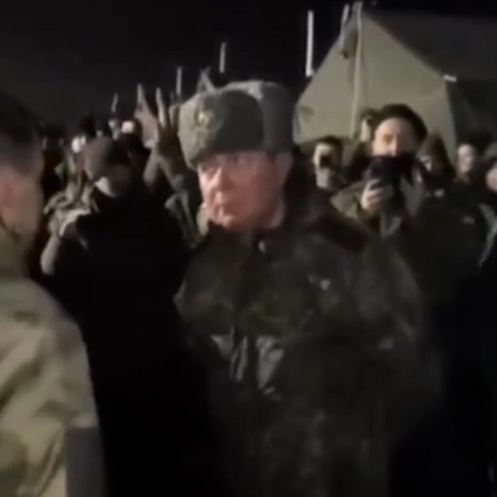 Russian Draftees In Tatarstan Region Shout Down Commanders Over Poor Conditions, Cold, And Corruption