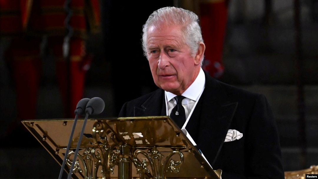 Charles III, novi monarh zemlje održao je 12. septembra inauguralno parlamentarno obraćanje pred članovima izabranog Donjeg doma i Doma lordova u Westminster Hallu 