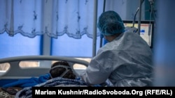 Протягом доби госпіталізували 2028 хворих