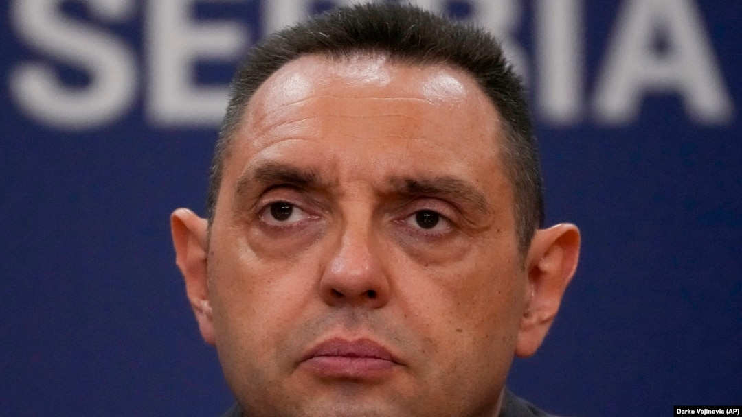 Aleksandar Vulin, lider Pokreta socijalista - koalicionog partnera Srpske napredne stranke. Pod američkim sankcijama je od jula 2023. godine.