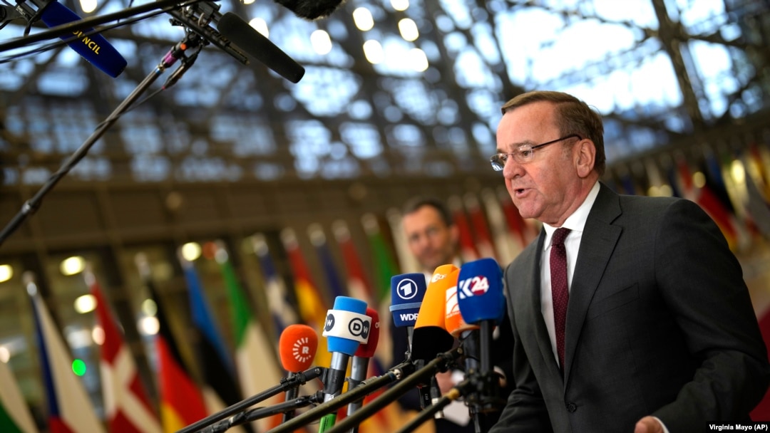 Nemački ministar odbrane Boris Pistorijus pred ministarski sastanak EU u Briselu, 14. novembar 2023.