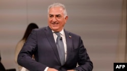 شاهزاده رضا پهلوی میگوید باور دارم که منشور و گروه مهسا با اضافه شدن چهرههای جدید بهتر میتوانند تکثر سیاسی جامعه ایران را بازتاب دهند