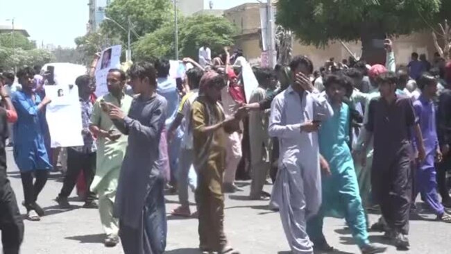 کراچۍ کې هندوانو د نجونو د تښتونو او پر هغو د جنسي تېري ضد لاریون کړی