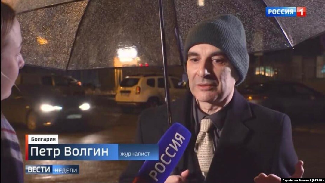 Кадър от интервюто на Петър Волгин пред "Россия 1", заснето в центъра нa София.
