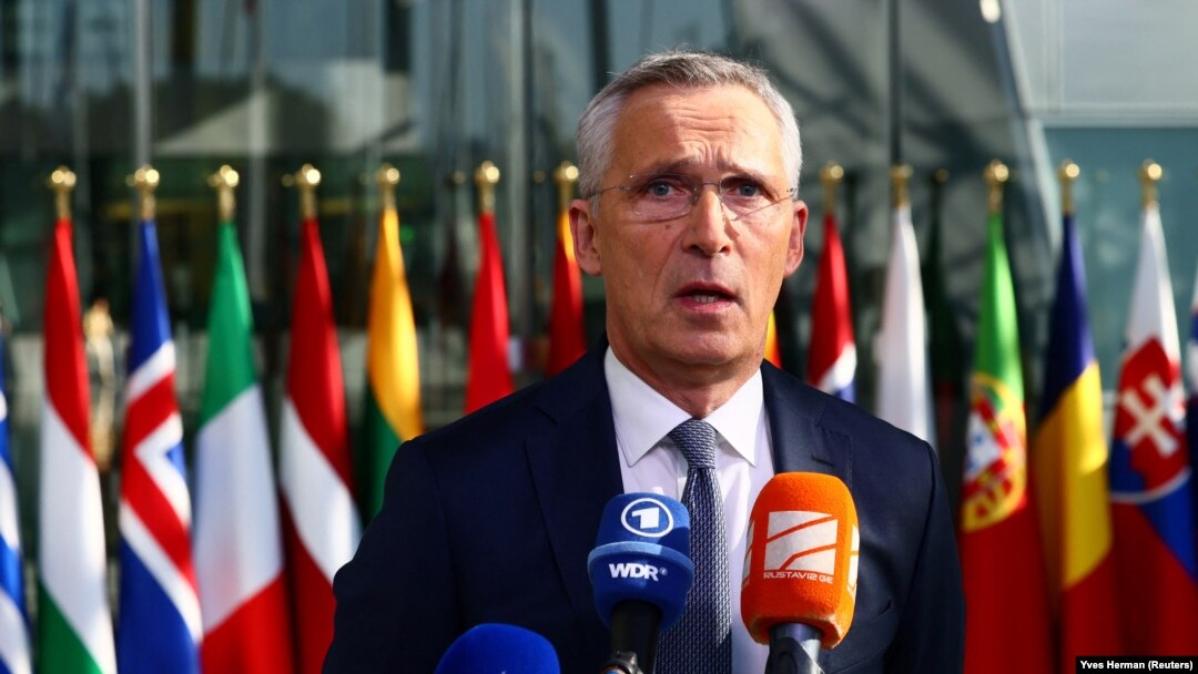 Generalni sekretar NATO-a Jens Stoltenberg u obraćanju medijima prvog dana Ministarskog sastanka u Briselu, 15. juna 2023. 