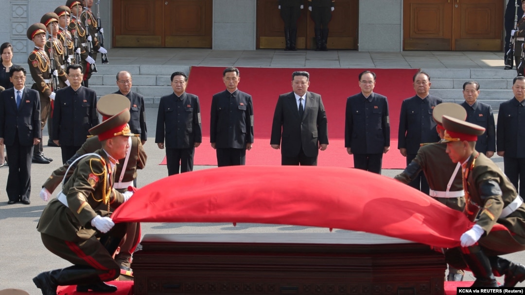 Sjevernokorejski lider Kim Džong Un na sahrani Kim Ki Nama, Pjongjang, 9. maj 2024.