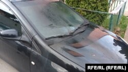 Poslednjih dana na severu Kosova zapaljeno je nekoliko automobila sa registarskim tablicama RKS (Republika Kosovo) koje su vlasnici stavili umesto tablica koje je izdaval Srbija sa oznakom KM, Mitrovica, 31. mart 2023.