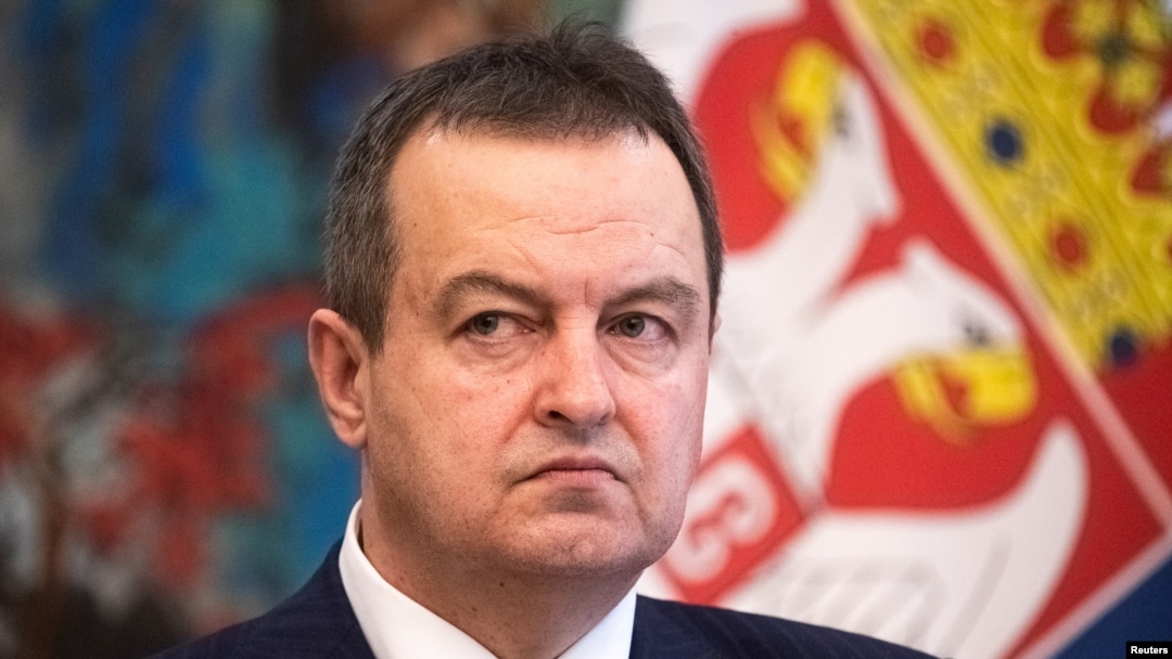 Socijalistička Partija Srbije na čijem je čelu Ivica Dačić je sa Srpskom naprednom strankom u koaliciji od 2012. godine, a Dačić je u više saziva Vlade obavljao važne funkcije.