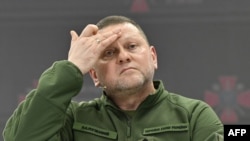 Подоляк зазначив, що Лондон вже погодив кандидатуру Залужного на посту посла України
