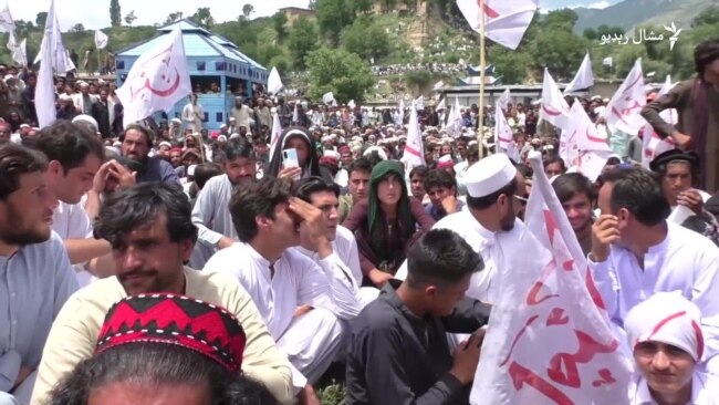 د خیبر خلکو له حکومته د وسلوالو پر ضد د بې پرې عملیاتو غوښتنه وکړه