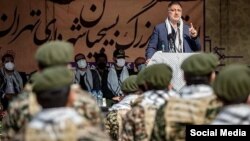 زاکانی مدتی مسئول بسیج دانشجویی دانشگاههای استان تهران بود