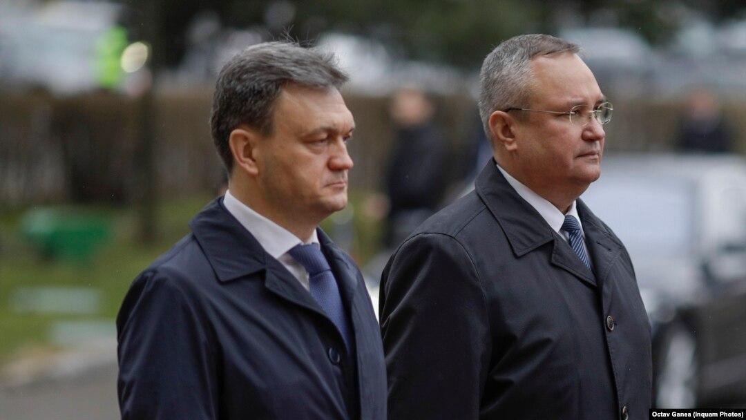 Premierul Republicii Moldova, Dorin Recean (în dreapta) a efectuat în România prima sa vizită externă de la instalarea în funcție. A avut întrevederi cu premierul Nicolae Ciucă (în stânga) dar și cu președintele Klaus Iohannis.