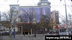 Торговий центр «Берг» у центрі Сімферополя