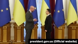 Володимир Зеленський (п), голова Європейської ради Шарль Мішель, Київ, саміт Україна - ЄС, 12 жовтня 2021 року