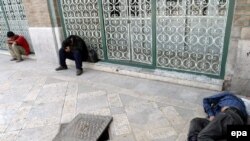 سازمان ملل متحد، ضمن اخطار نسبت به گسترش زیر زمینی بیماری ایدز درکشورهای آسیایی، خواهان در پیش گرفتن روشی همه جانبه برای مبارزه با این بیماری شده است.