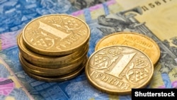 На 10 січня офіційна вартість одного долара встановлена на рівні 28 гривень 12 копійок