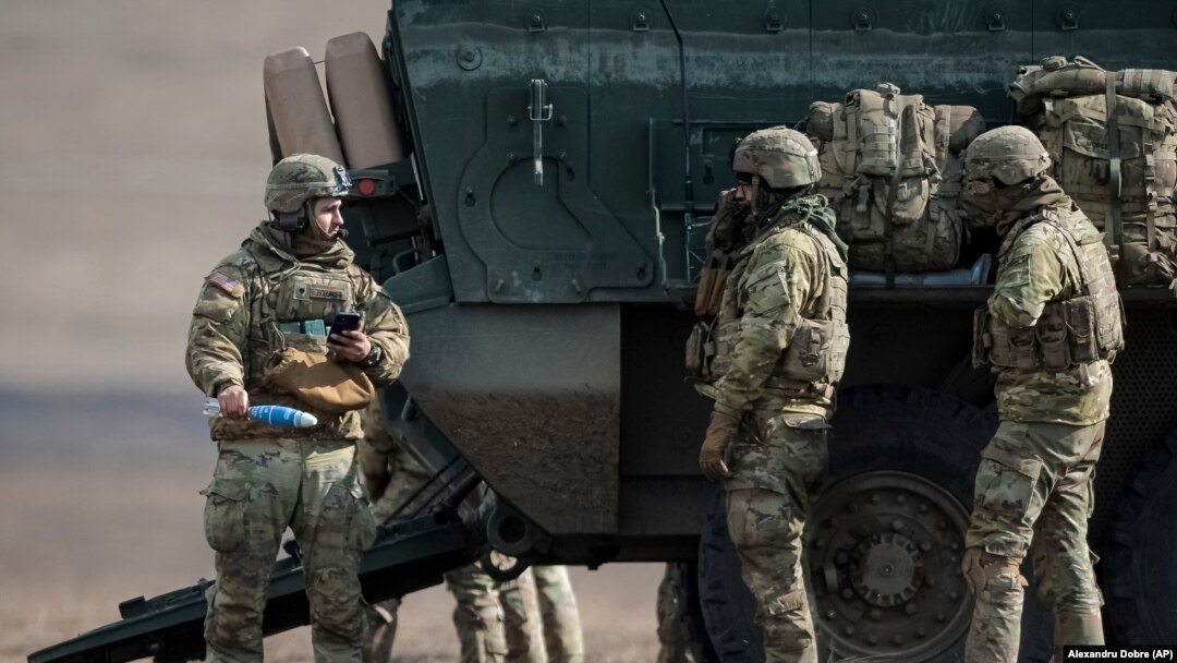 Militari americani participă la exercițiul multinațional Justice Eagle 22.1, la poligonul militar Smârdan, România, joi, 10 martie 2022. Aproximativ 900 de militari români și americani s-au antrenat în comun în cadrul exercițiului militar. 