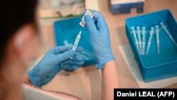 За добу 11 січня вакцинували більше ніж 106 тисяч людей