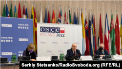 Збигнев Рау, вазири умури хориҷии Лаҳистон ва раиси Созмони Амният ва Ҳамкории Аврупост.