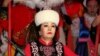 Комузчу Анара Эсенгулова эл аралык фестивалдардын биринде