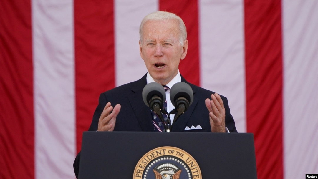 Govoreći o riziku upotrebe nuklearnog oružja u Ukrajini, predsednik SAD Joe Biden je poručio da "trenutno ne vidimo nikakve indikacije" da je to namera Rusije – ali je upozorio da bi to bilo neprihvatljivo i da bi sa sobom donelo "teške posledice"