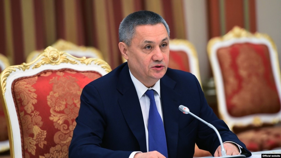 Rustam Azimov Karimov davrida uning ehtimoliy siyosiy merosxo‘rlaridan biri sifatida ko‘rilgan.