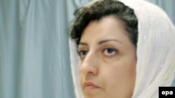 اولين جلسه محاکمه خانم محمدی، در اسفند سال گذشته برگزار شده بود.
