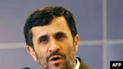 تقی زاده: «در شرايط امروز دولت حتی برای تامين هزينه های جاری خود نيز طی سال آينده با مشکلات جدی روبرو خواهد بود.»