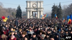 Протест біля будівлі парламенту в Кишиневі. 21 січня 2016 року