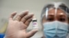 Вакцина AstraZeneca розділила Європу: одні застосовують, а інші – розслідують