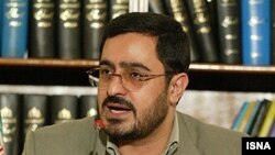 دادستان فعلى كل كشور و سعيد مرتضوى سال ها در دادسراى كاركنان دولت با يكديگر همكارى مى كردند ولى با تصدى سمت وزارت اطلاعات از سوى آقاى محسنى اژه اى اين همكارى در دستگاه قضايى قطع شده بود.