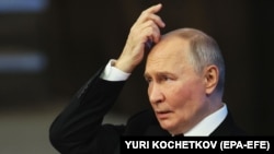 За словами анонімних співрозмовників Reuters, розчарування Володимира Путіна стало очевидним на його зустрічі у Кремлі з лідерами бізнесу увечері 16 грудня.