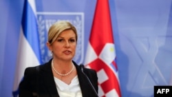 Grabar-Kitarović: 'To su komentari na komentare jedne novinarke... ponavljam - to nisam rekla'