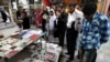 دو روی احمدی‌نژاد: اصرار بر بازدید از اوین، سکوت در برابر کهریزک