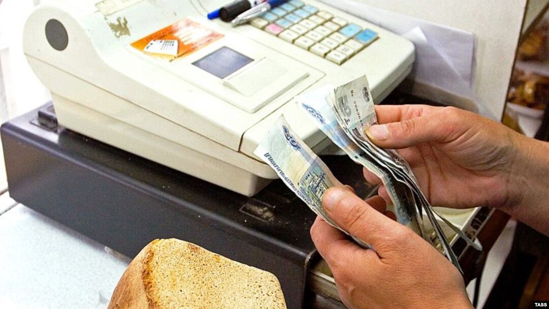 Moody’s агентлиги мутахассисларига кўра, Ўзбекистон банклари томонидан берилган қарзларнинг 10-15 фоизи 2009 йилнинг охирига бориб қайтмас қарзга айланиб қолиши мумкин.