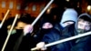 Ультраправая украинская оппозиция обещает партизанскую войну