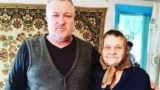 Леанід Судаленка са сваёй маці Соф'яй, фота з прыватнага архіву