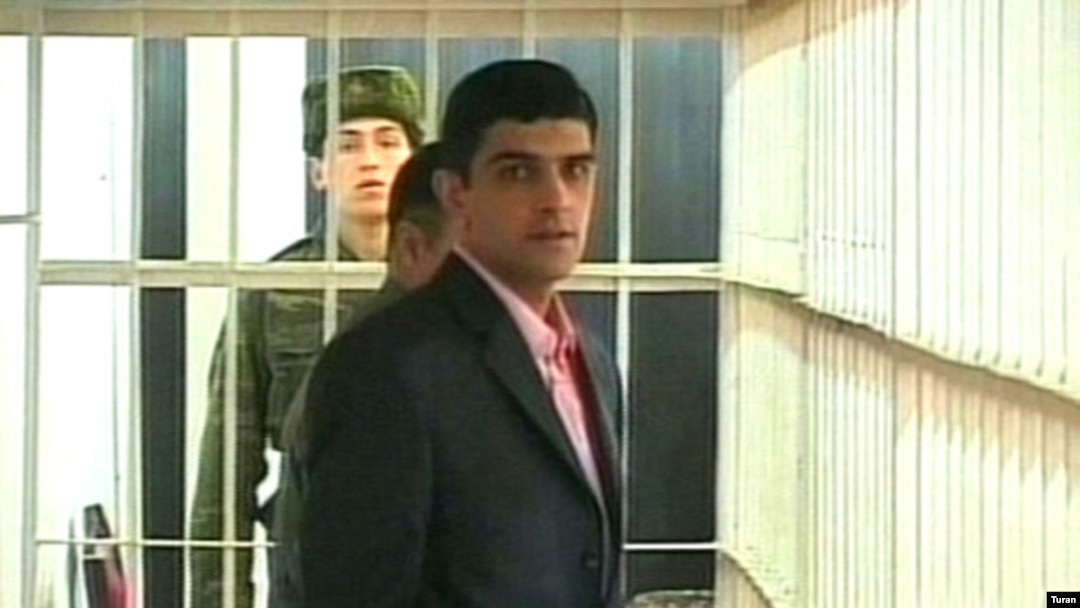 Yeni Fikir" Gənclər Təşkilatının sədri Ruslan Bəşirli. Məhkəməyə hazırlıq iclası, 31 mart 2006