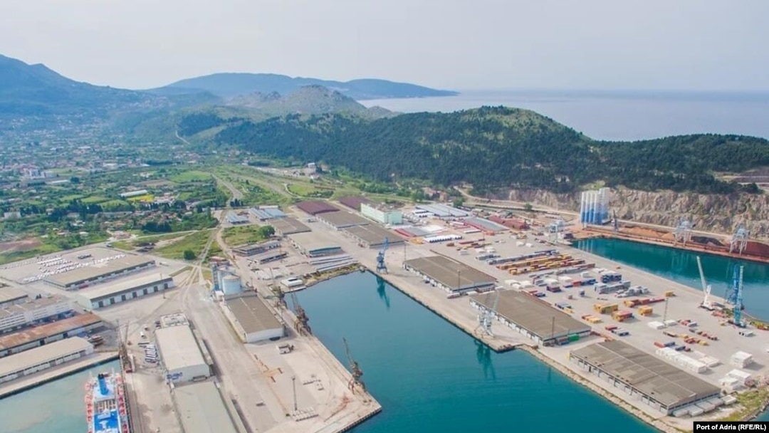 Port of Adria u Baru