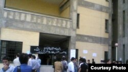 عفو بین‌الملل ابراز نگرانی کرده است که دستگیر شدگان صرفاً به دلیل ابراز عقاید خود دستگیر شده باشند.
