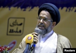 محمود علوی