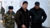 Апта: этек-жеңден алган “каралар” жана кризистер...