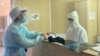 «Люди умирают на глазах». Студенты-медики на войне с коронавирусом