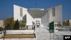 دا امر د قاضي بندیال په مشرۍ د سپریم کورټ پینځه کسیزه جرګګۍ د مې پر ۱۹مه وکړ.