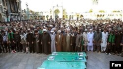 مراسم خاکسپاری شش پاکستانی که درسوریه کشته شدند در قم 