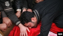 ۲۳ نفر در دو بمبگذاری در رمادی جان باختند.