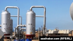 Türkmenistan öz tebigy gaz rezerwleriniň anyklanan möçberiniň 25 trillion kub metre golaýdygyny resmi derejede yglan edýär.