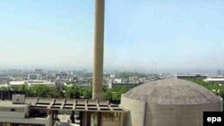 ایران برای تامین سوخت راکتور تحقیقاتی تهران به اورانیوم با غنای ۲۰ درصد نیاز دارد. 