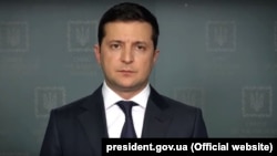 «Для нас дуже важливо, щоб це були саме гуманітарні ділянки. Це важливо для людей», – сказав президент