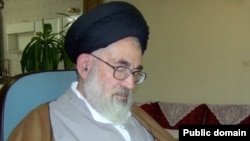 آيت الله علی محمد دستغيب، از مراجع منتقد حکومت ايران،